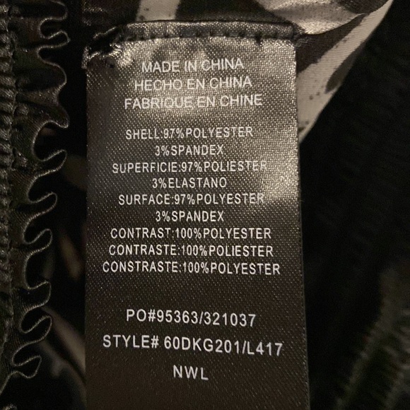 EUC 2B Bebe Satin Batwing Top - Size XS - Picture 4 of 4